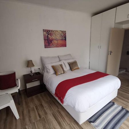 Union Guesthouse Pretoria-Noord Extérieur photo