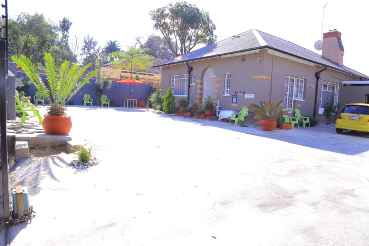 Union Guesthouse Pretoria-Noord Extérieur photo