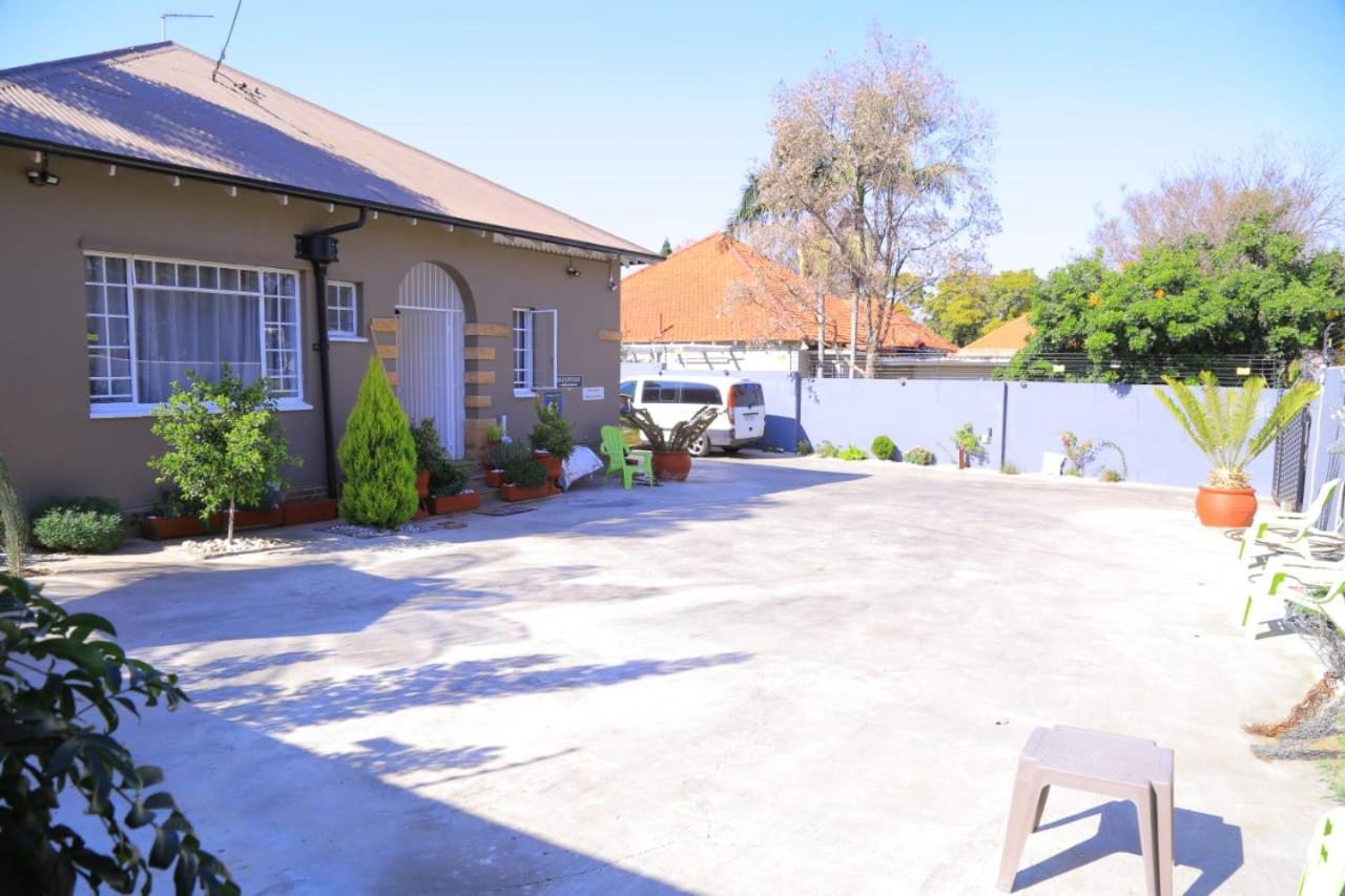 Union Guesthouse Pretoria-Noord Extérieur photo