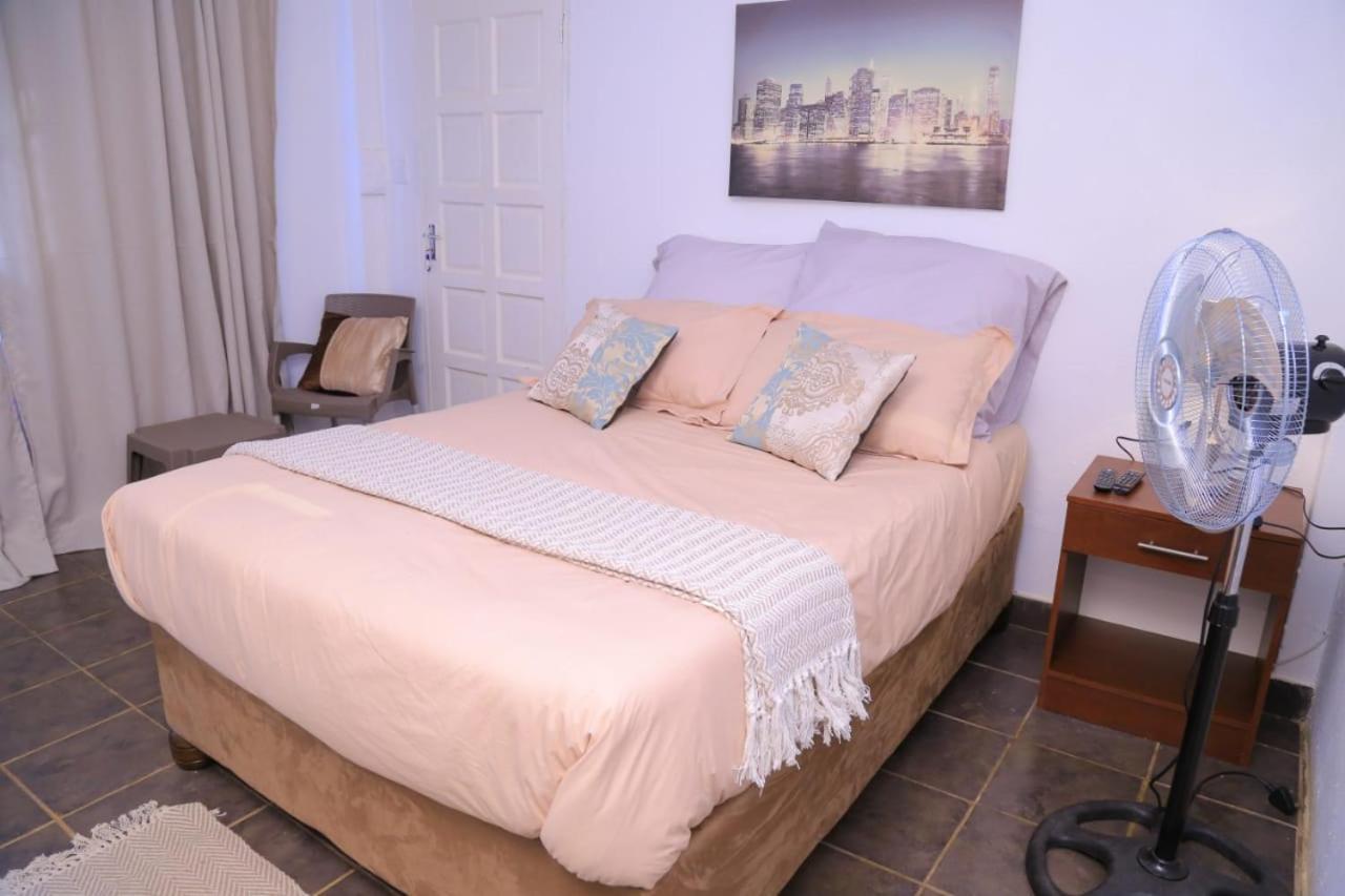 Union Guesthouse Pretoria-Noord Extérieur photo